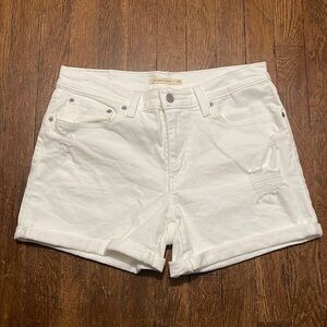 Levi’s White Distressed Mid Length Shorts Size 30